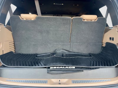 2019 Cadillac Escalade Platinum Edition