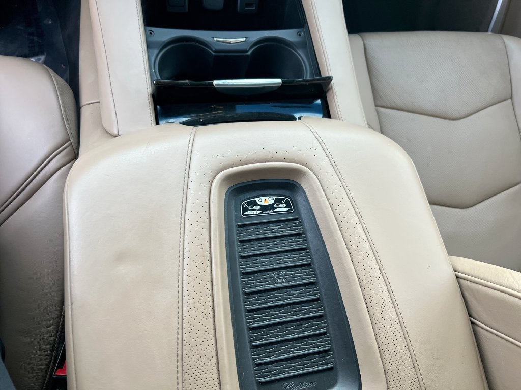 2019 Cadillac Escalade Platinum Edition