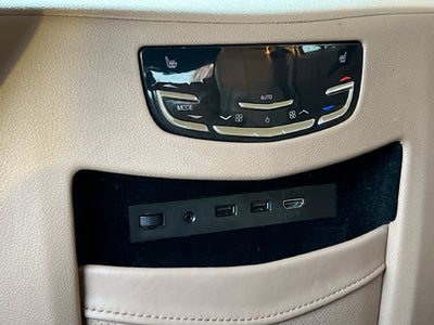 2019 Cadillac Escalade Platinum Edition