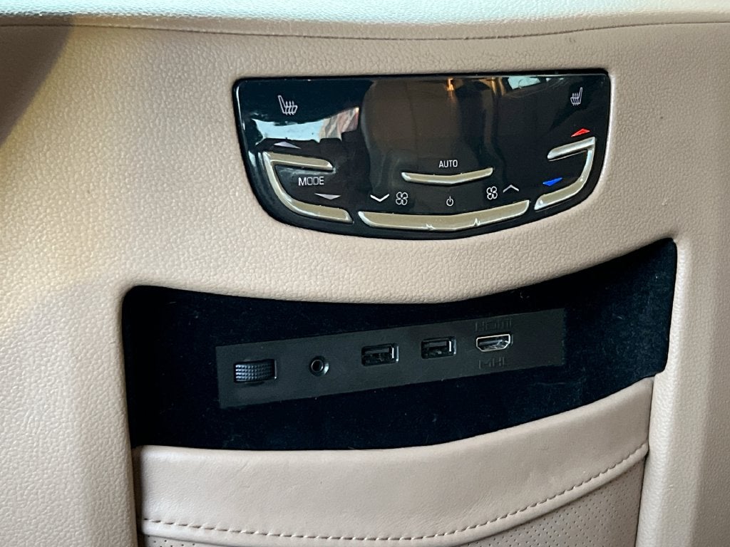 2019 Cadillac Escalade Platinum Edition
