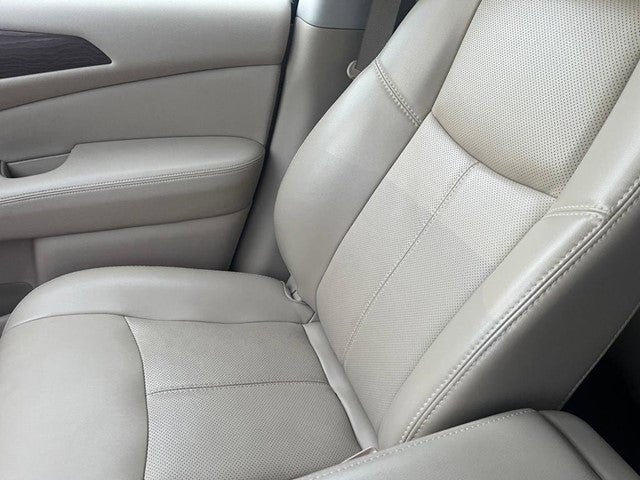 2019 Nissan Pathfinder Platinum