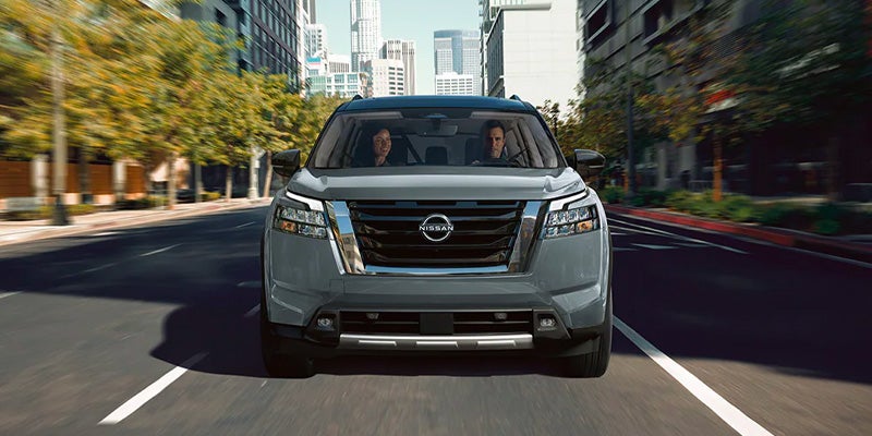 2025 Nissan Pathfinder front view